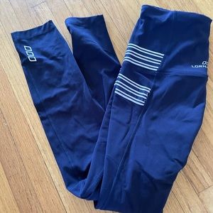 Lorna jane navy leggings.